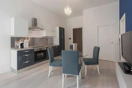 Tarra Flat Milan